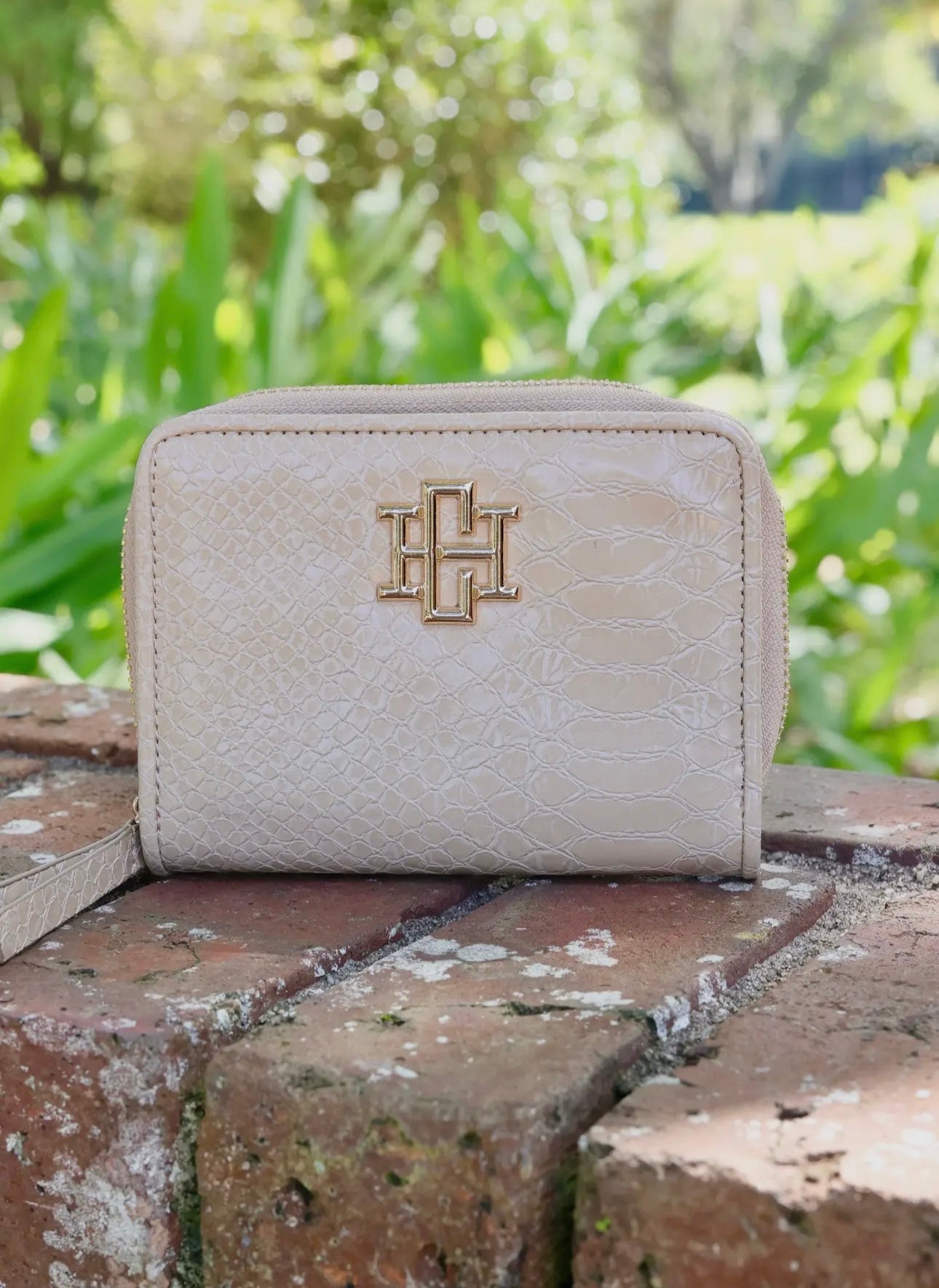 Nadine Zipper Wallet Tan