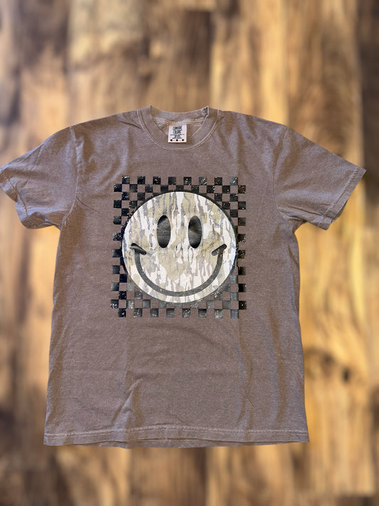 Bottomland Checkered Smily Tee