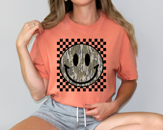 Bottomland Checkered Smiley Tee